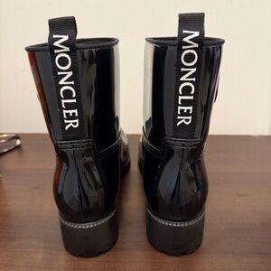 Moncler boots